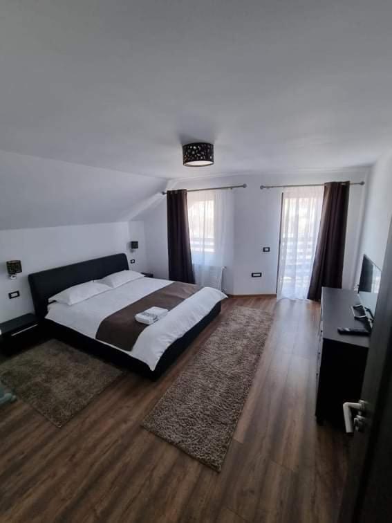 Transylvania House บอร์ชา ภายนอก รูปภาพ